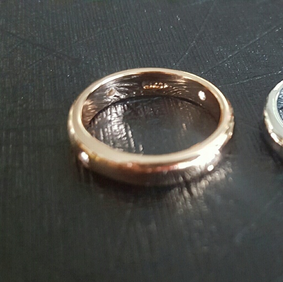 Flush Setting CZ Ring - Picture 5 of 7